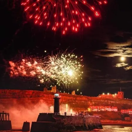 Гостевой дом Close To Pier Flowergate Уитби