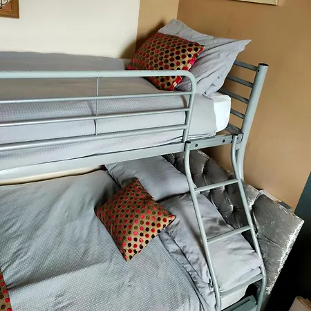 Close To Pier Flowergate Гостевой дом *