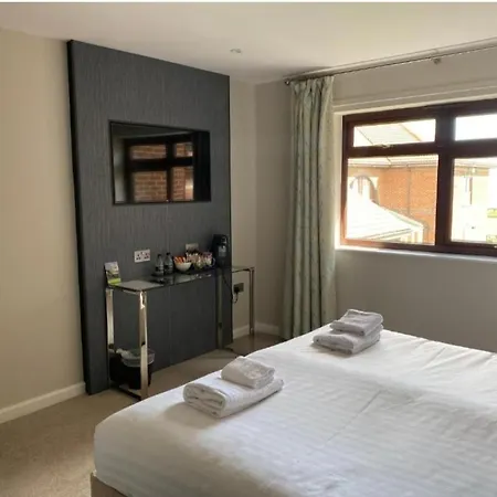 Close To Pier Flowergate * Whitby